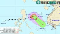 Ảnh Bão Nock-ten "quần thảo" Biển Đông, gió giật cấp 14