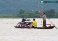Ảnh Miền Trung lũ lên nhanh, 5 người chết