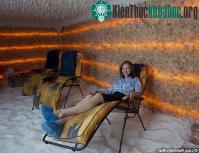 Ảnh Kỳ lạ hang động bằng muối chữa bệnh