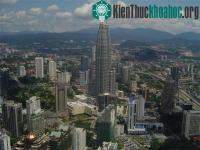 Ảnh Khói bụi từ Indonesia che phủ thành phố của Malaysia