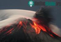 Ảnh Chính phủ Ecuador nâng cảnh báo núi lửa hoạt động