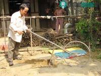 Ảnh Cày đa năng ra đời trong lò rèn rách nát