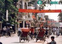 Ảnh Phố cổ Hà Nội thập niên 90 trong ảnh của Đại sứ Nhật