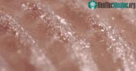 Ảnh Video: Vì sao dấu vân tay lại để lại khi chạm vào mọi thứ?