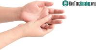 Ảnh Tìm hiểu triệu chứng và cách chữa ngón tay bị gãy bút chì