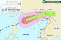 Ảnh Siêu bão Mangkhut hạ 2 cấp sau khi càn quét Philippines, tiến nhanh hơn vào phía biển Đông