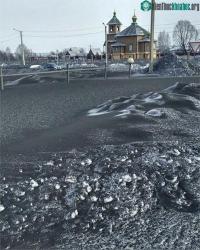 Ảnh Kinh ngạc hình ảnh tuyết đen đặc như than phủ kín một vùng Siberia