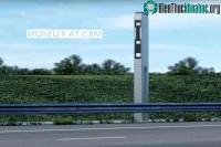 Ảnh Tháp pháo "radar" đã giúp kiểm soát tốc độ của các phương tiện lưu thông và vượt đèn đỏ