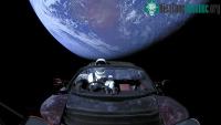 Ảnh Chiếc Tesla Roadster phóng lên vũ trụ năm ngoái vừa hoàn thành quỹ đạo vòng quanh Mặt trời