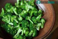 Ảnh Ăn súp lơ xanh đúng cách kẻo lợi bất cấp hại