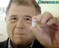 Ảnh "Con nhộng" PillCam của người Do Thái: Camera nội soi ruột "tí hon", chi phí rẻ hơn là nội soi thường