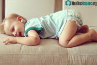 Ảnh Cậu bé 7 tuổi biết 9 thứ tiếng, tự sáng tác nhạc nhưng người mẹ cho biết đó là một hội chứng