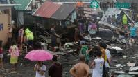 Ảnh Bão Phanfone đã nhấn chìm ngày Giáng sinh tại Philippines trong hỗn loạn
