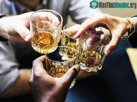 Ảnh Uống rượu sau bao lâu thì mới được lái xe?