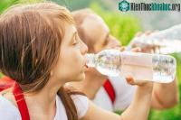 Ảnh Uống nước đá có thể chữa bệnh viêm họng?
