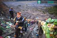 Ảnh Lễ tế thần Yadnya Kasada độc đáo mang đậm bản sắc của người Indonesia