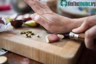 Ảnh Với vỏn vẹn 2 tép tỏi mỗi ngày, bạn có thể sẽ khỏe mạnh từ trong ra ngoài