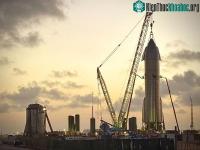 Ảnh Nguyên mẫu tàu vũ trụ SpaceX chuẩn bị thử nghiệm bay cao 15.000m