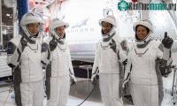 Ảnh Phi hành gia sẵn sàng bay lên ISS bằng tàu SpaceX lần hai