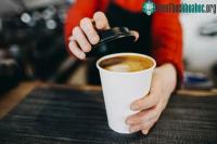 Ảnh Dùng cốc giấy đựng cà phê nóng độc hại hơn chúng ta nghĩ