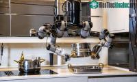 Ảnh Robot biết nấu 5.000 món ăn hảo hạng, kiêm luôn rửa bát được bán với giá 7 tỷ đồng