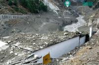 Ảnh Sông băng Himalaya đã vỡ “như núi lửa phun trào”