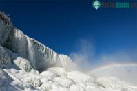 Ảnh Hình ảnh thác Niagara Falls đóng băng bảy sắc cầu vồng đẹp đã "đốn tim" nhiều người
