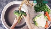 Ảnh Những sai lầm khi ngâm rau củ ở trong nước muối