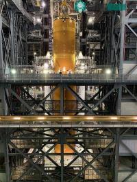 Ảnh Chiêm ngưỡng hình ảnh đầu tiên về siêu tên lửa SLS của NASA sau khi hoàn thiện
