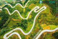 Ảnh 3 đoạn đường hiểm trở ở Hà Giang không thua kém đèo Mã Pí Lèng