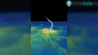 Ảnh Ngọn núi lửa khổng lồ phun trào từ dưới đại dương
