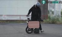 Ảnh Xe máy điện tốc độ 40km/h có thể gấp gọn như một chiếc vali kéo
