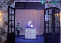 Ảnh Sri Lanka phát hiện hòn đá sapphire "khủng" nặng hơn 300kg